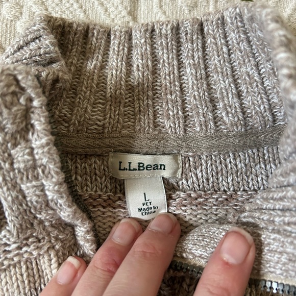 LLBean zip up - Picture 3 of 4
